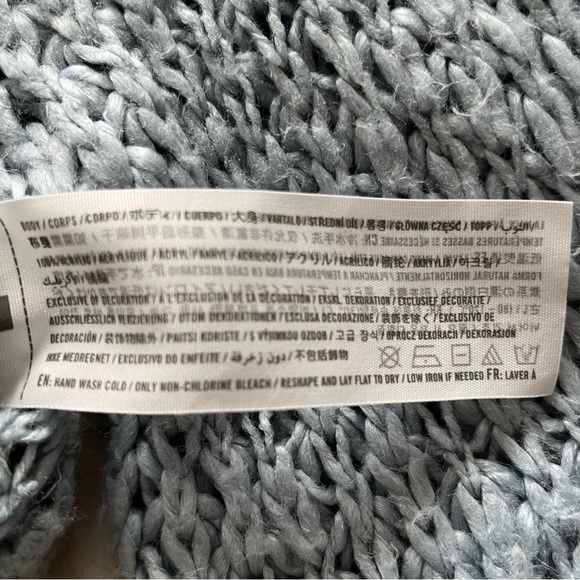 Hollister comfy, cozy rib stitch woman’s sweater - Picture 10 of 11